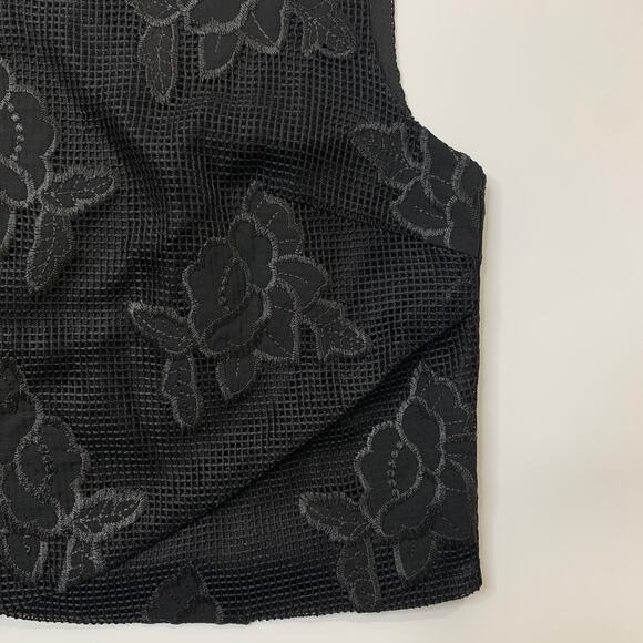 Ali & Jay Top Womens M Medium Embroidered Floral Jewel Neck Back Zip Cropped - Picture 5 of 11